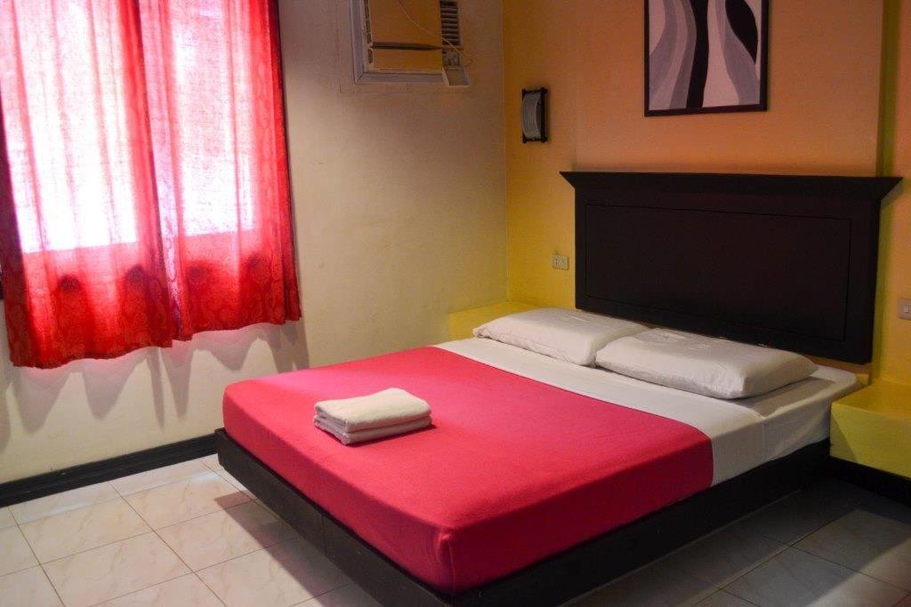 Davao Royal Suites And Residences Zewnętrze zdjęcie